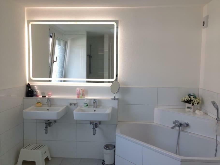 Privatzimmer an der Messe Hannover Exterior foto
