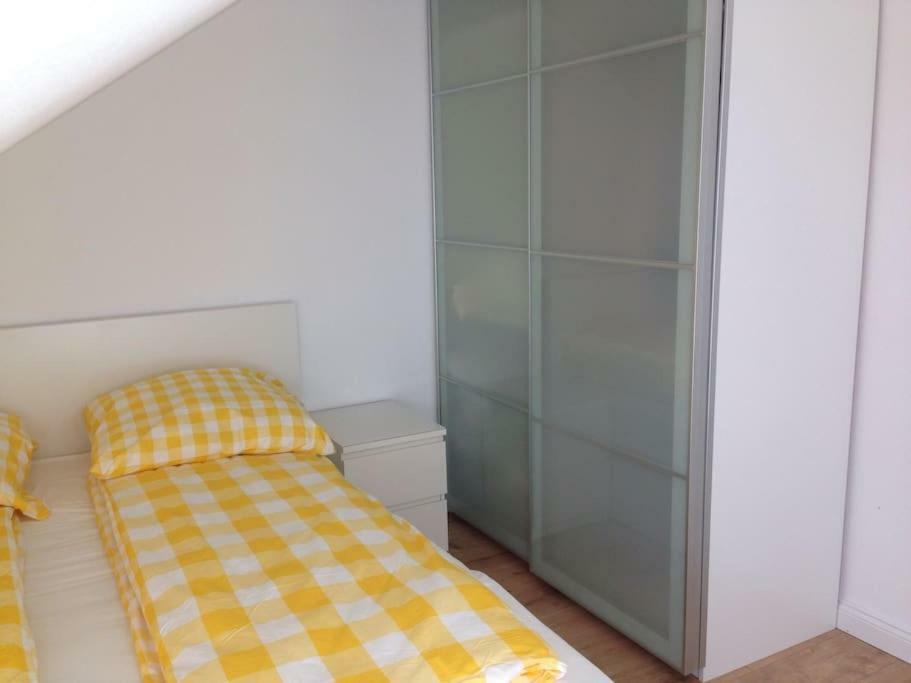 Privatzimmer an der Messe Hannover Exterior foto